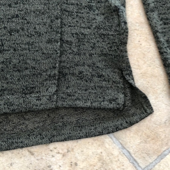 3/$25 - M&S Collection khaki green/black top - Picture 5 of 12